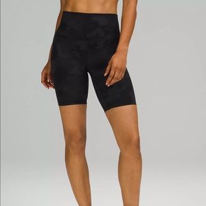 lululemon Align™ High-Rise Short 8" -NWT